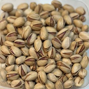 پسته احمدآقایی خام